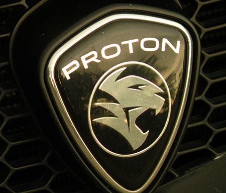 Эмблема автомобиля Протон