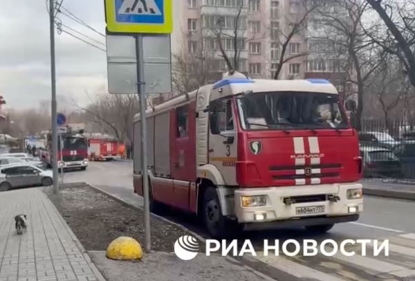 В элитном московском ЖК «Алые Паруса» прогремел взрыв. Что известно о сработавшей бомбе и пострадавших?